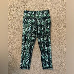 CVG Venom Capri Leggings